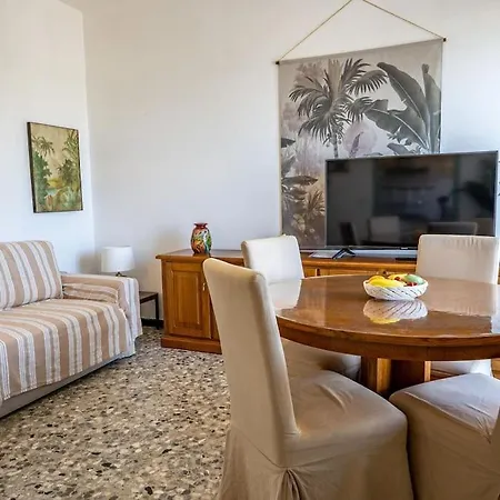 Sunrise Dream - - Beach & Free Parking Apartamento *