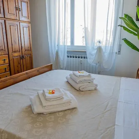 Sunrise Dream - - Beach & Free Parking Appartement *
